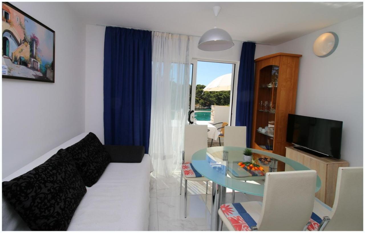 Apartments Elvi - Amazing Position & Parking พรีมอชเตน ภายนอก รูปภาพ